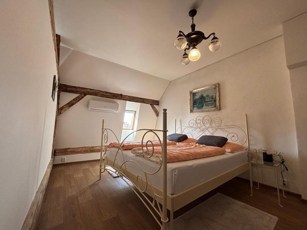 Lichtenštejnské domky Lednice Pokoj fotografie